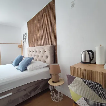 Гостьовий будинок Exalto 3*