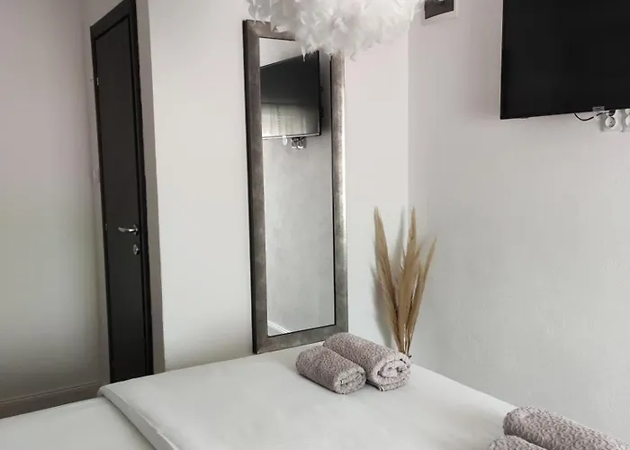 艾克萨尔托旅馆 特罗吉尔