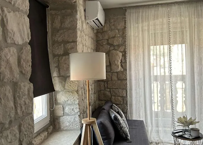 Exalto 3* تروغير