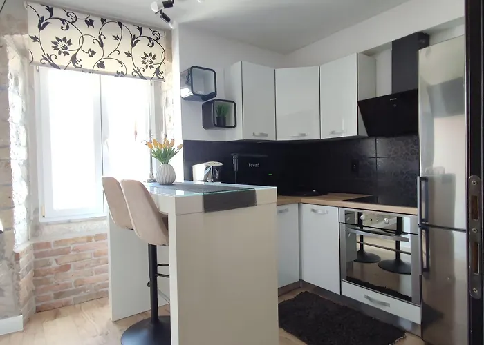 Exalto بيت ضيافة تروغير