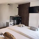 Gostinjska kuća Exalto 3*