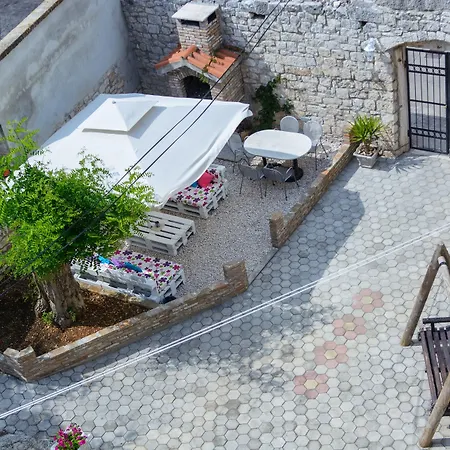 Exalto Trogir