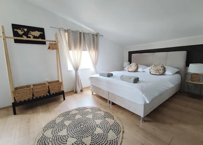 Exalto Gæstehus Trogir