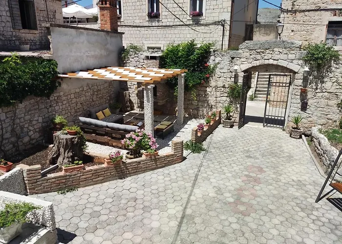 Exalto 3* Trogir